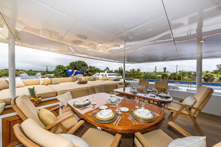 BELLA 54m Sensation 2005_Page_21_Image_0001