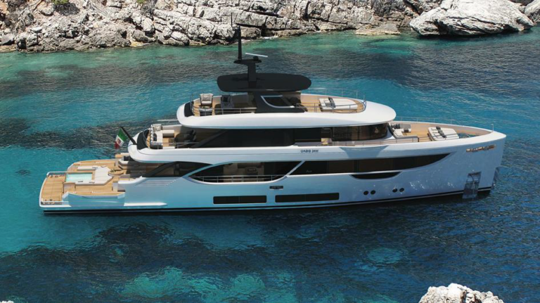 BENETTI OASIS 34M-2025_Page_03_Image_0002