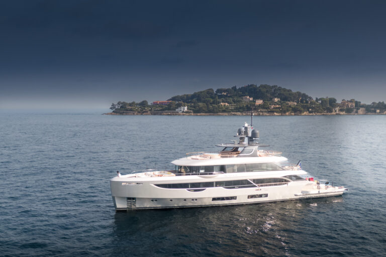BENETTI OASIS 40 (12)